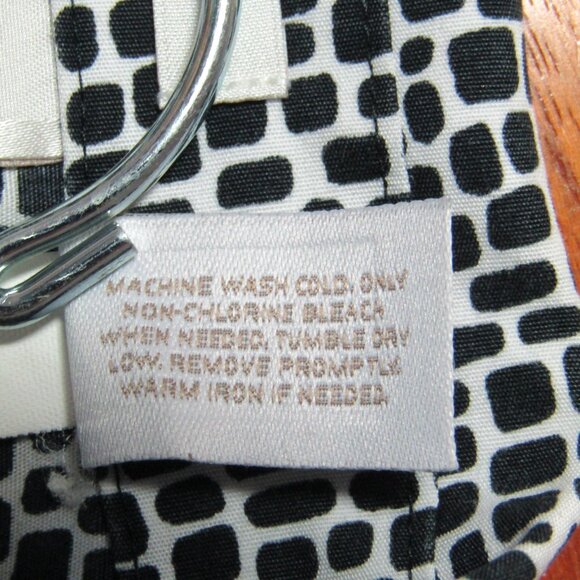 Chicos No Iron White Black Alligator Print Shirt Womens Sz L 2 Button Up Cotton - Picture 8 of 9